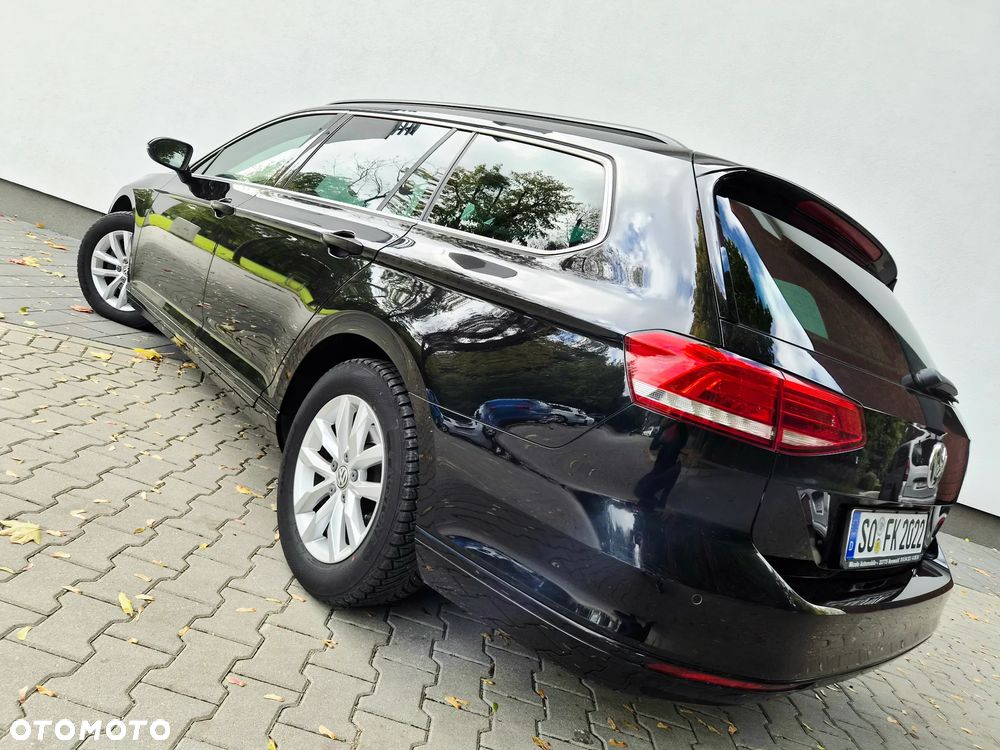 Volkswagen Passat Variant 2.0 TDI BMT Comfortline - 26