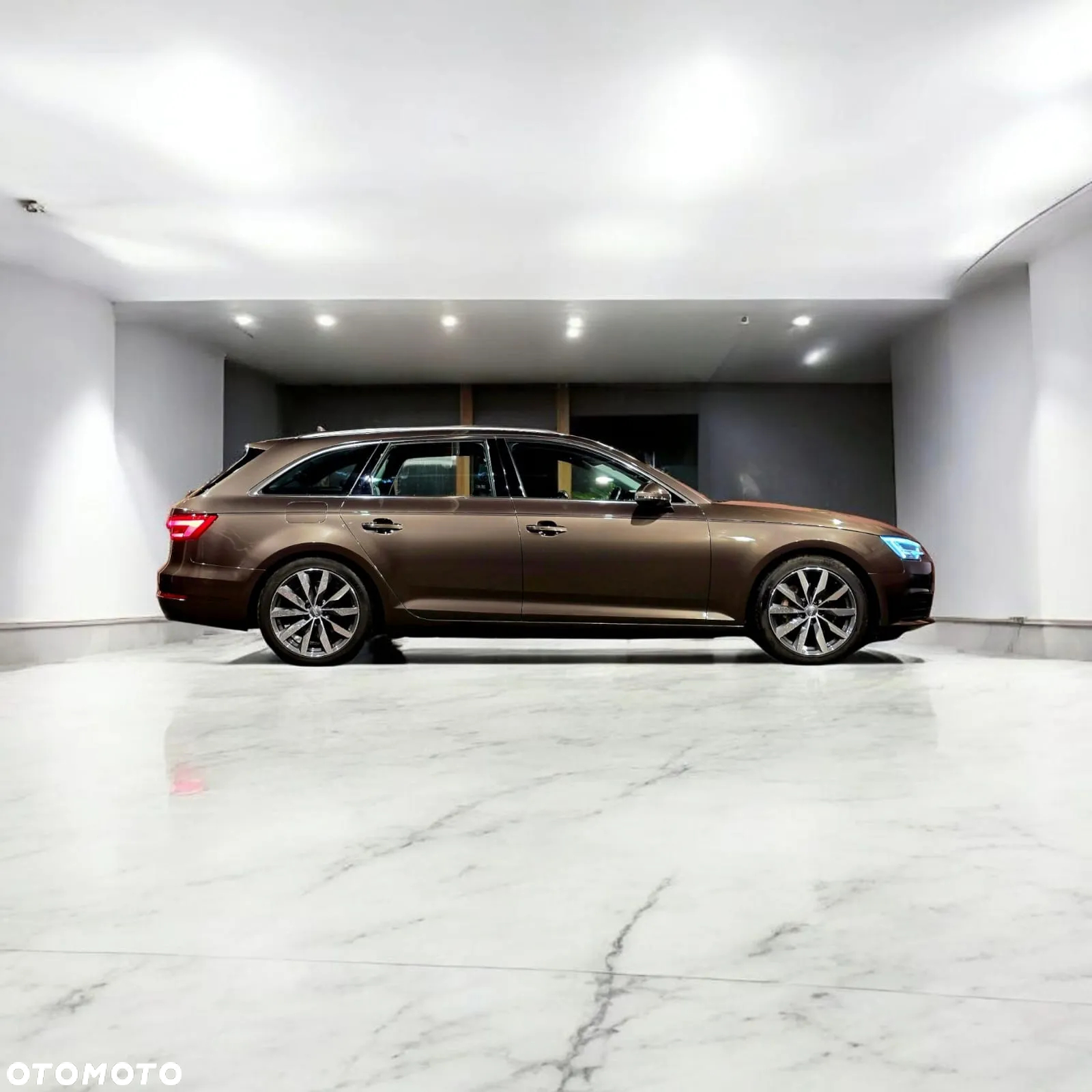 Audi A4 Avant 2.0 TDI ultra S tronic design - 7