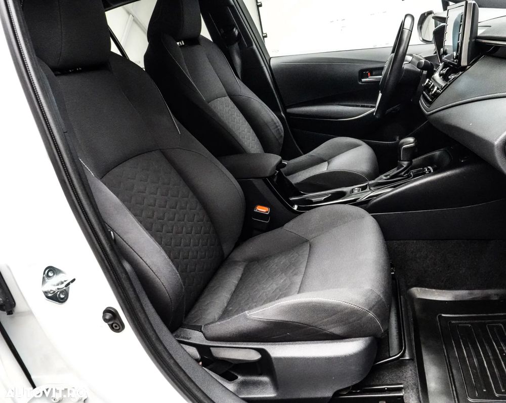 Toyota Corolla 1.8 HSD Dynamic - 15
