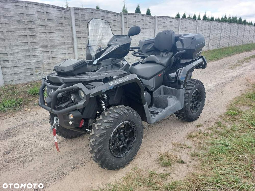 Can-Am Outlander Max - 1