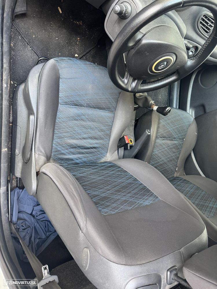 Renault Clio 1.5 dCi Pack - 9