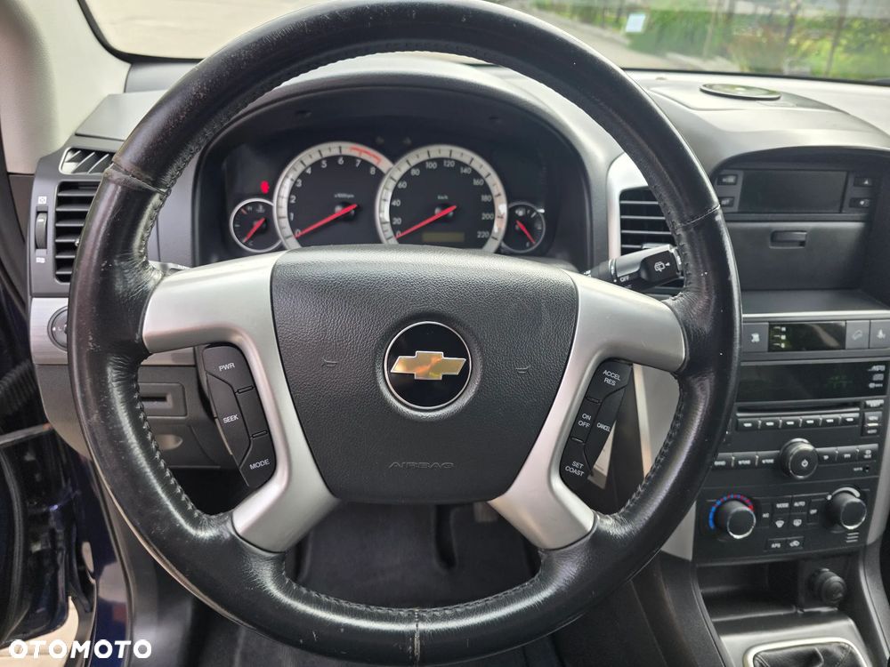 Chevrolet Captiva 2.4 2WD 7 Sitzer LS - 21
