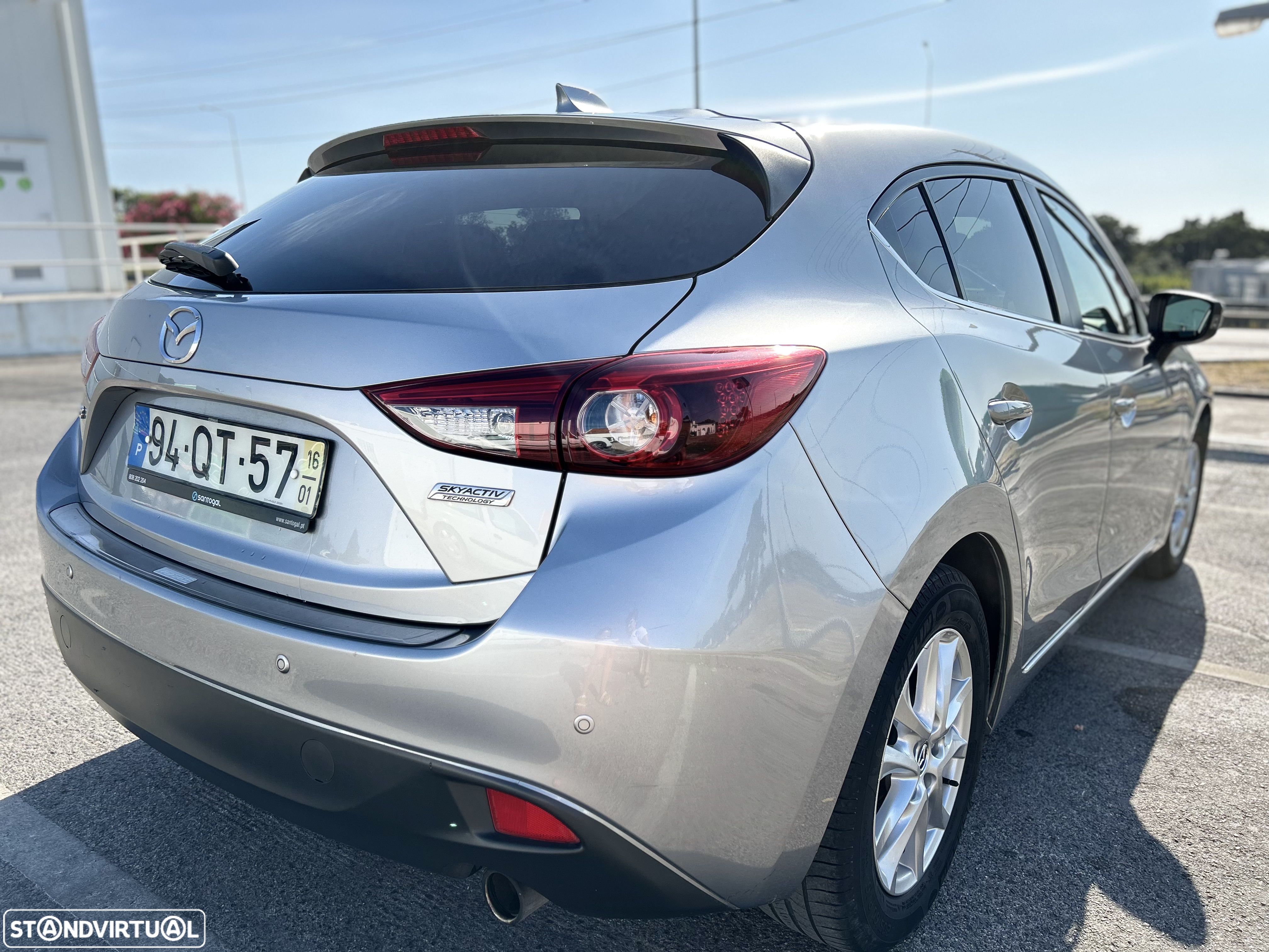Mazda 3 1.5 Sky-G Evolve HS Navi - 19