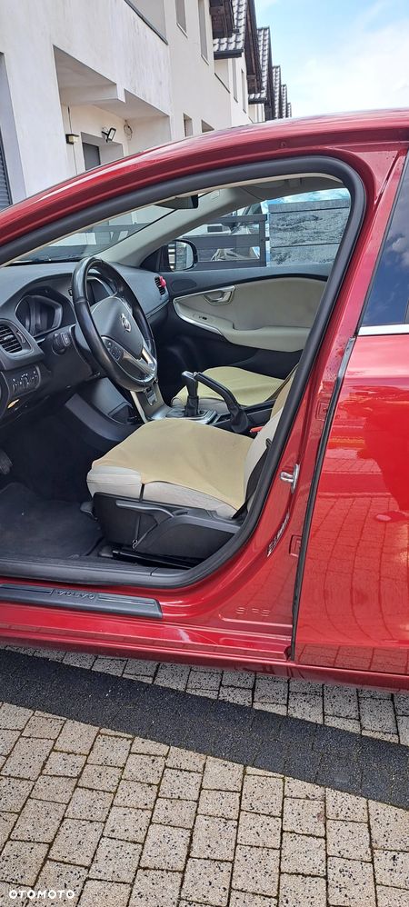 Volvo V40 D4 Drive-E Momentum - 6