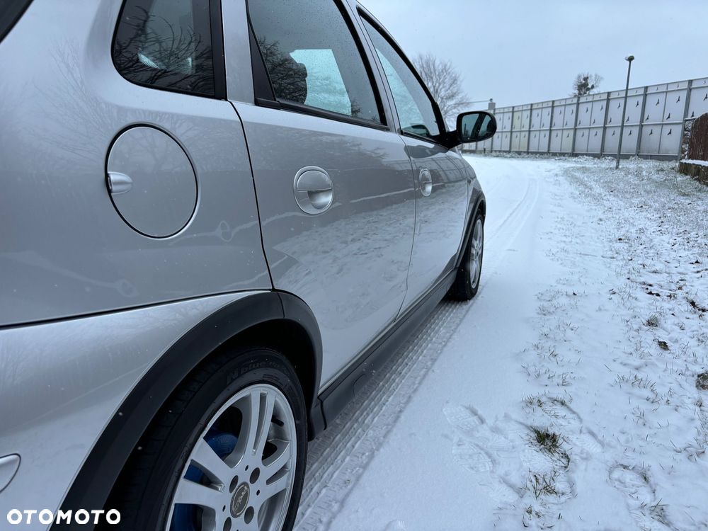 Opel Corsa 1.2 16V Edition - 12