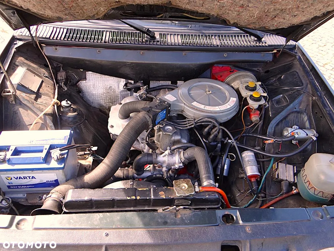 Polonez Caro - 32