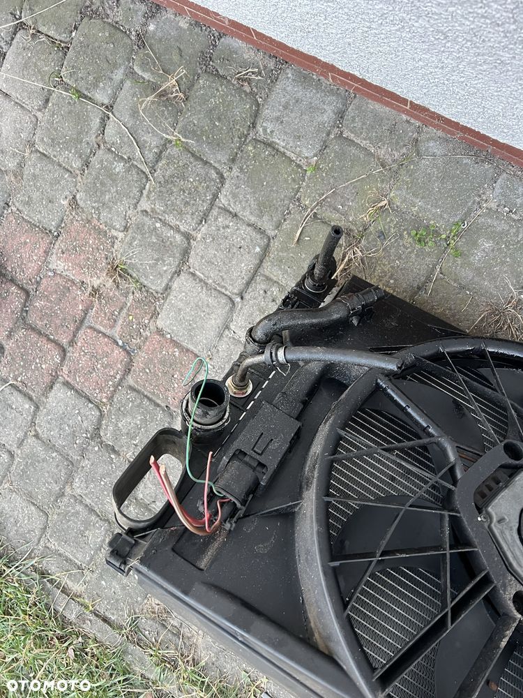 Chłodnica wody klimatyzacji benzyna 3.5 Mercedes cls w219 e klasa w211 - 5