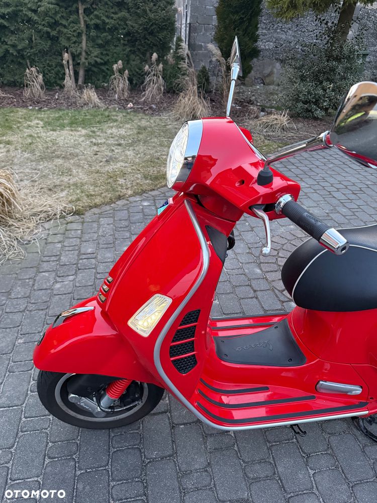 Vespa GTS - 13