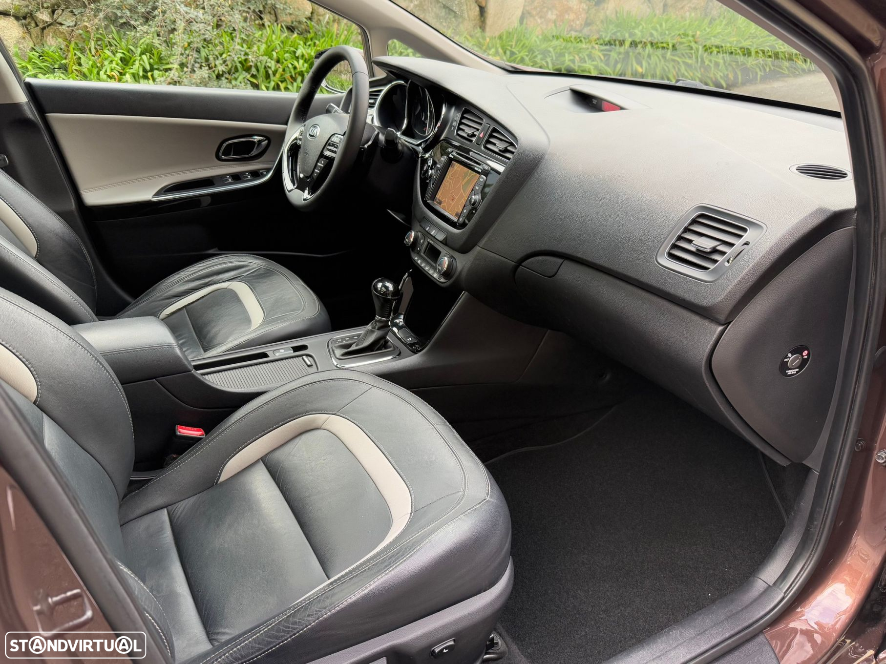 Kia Ceed 1.6 CRDi TX Sport Auto. - 26