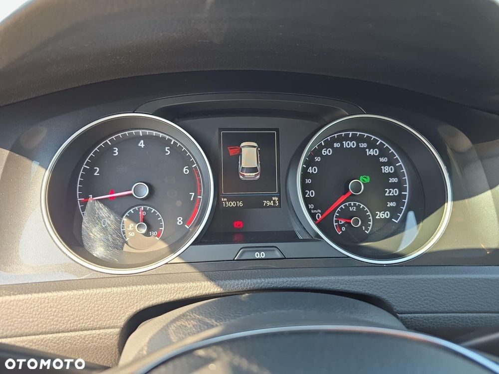 Volkswagen Golf - 19