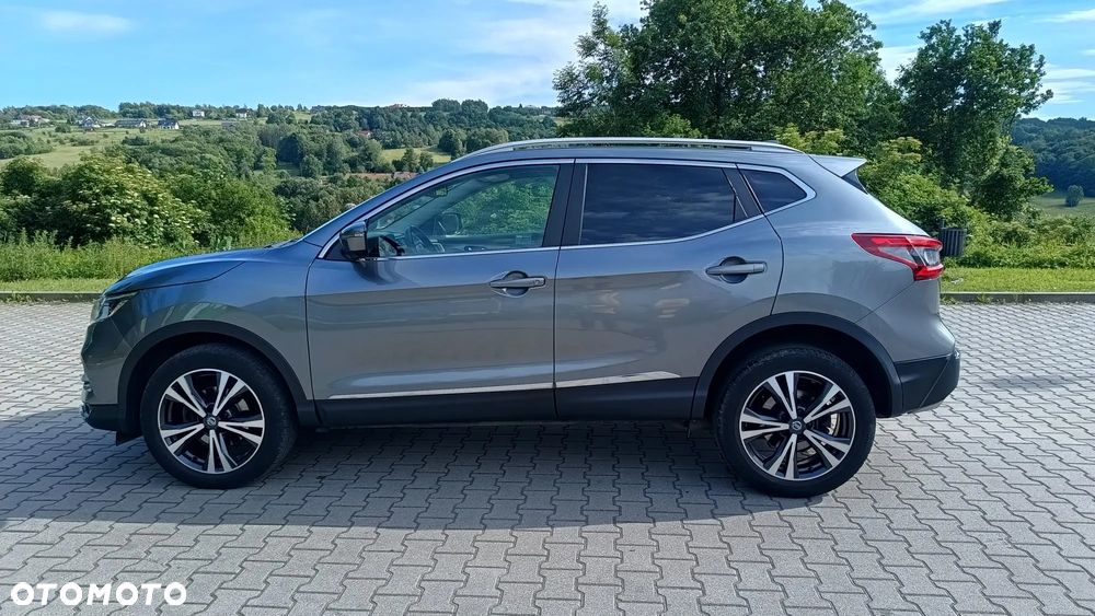 Nissan Qashqai 1.3 DIG-T N-Connecta - 2