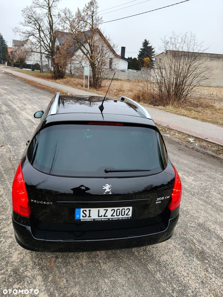 Peugeot 308 HDi FAP 110 EGS6 Business Line Niveau 1 - 7