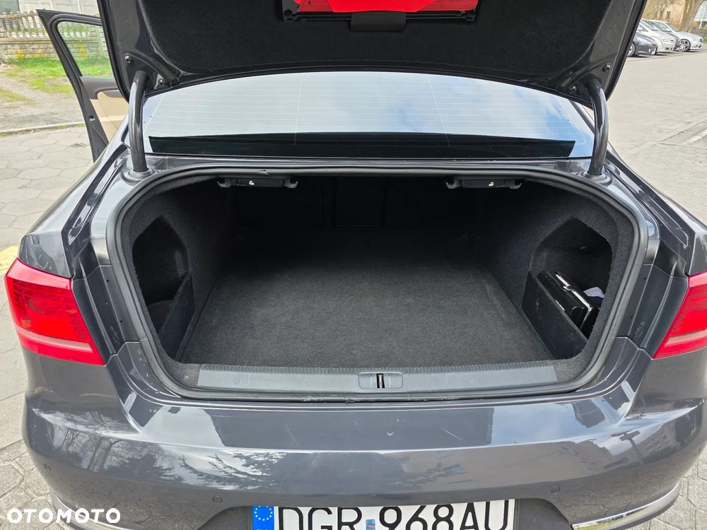 Volkswagen Passat 2.0 TDI 4Mot Comfortline - 13