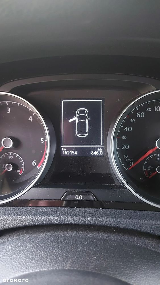 Volkswagen Golf 1.6 TDI Comfortline - 11