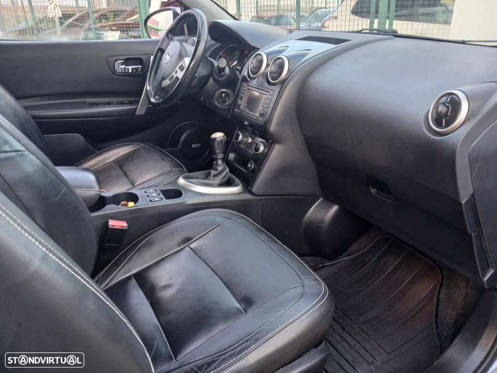 Nissan Qashqai +2 1.6 dCi Tekna Premium 18 360 S&S - 29