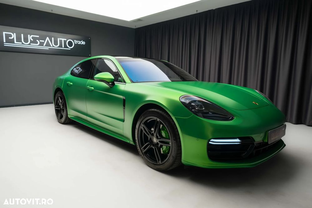 Porsche Panamera 4 - 1