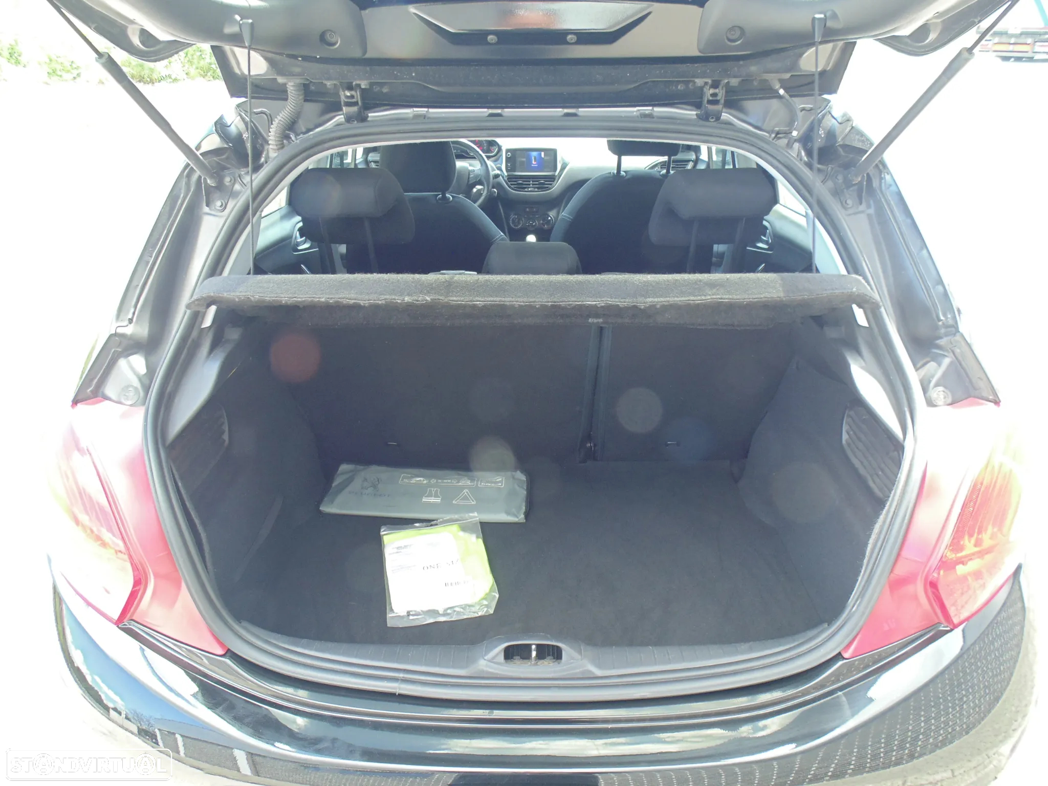 Peugeot 208 1.4 HDi Active - 15