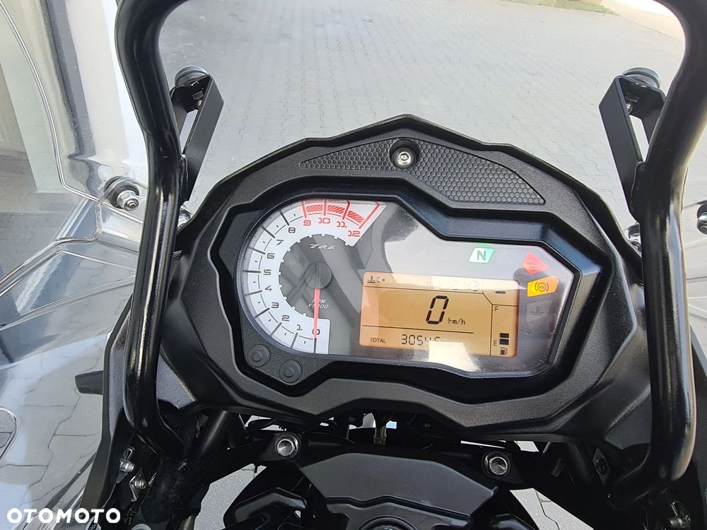 Benelli TRK 502X - 9