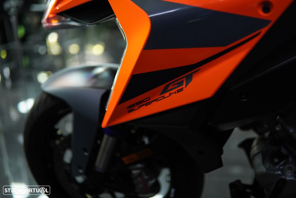 KTM Superduke GT - 19