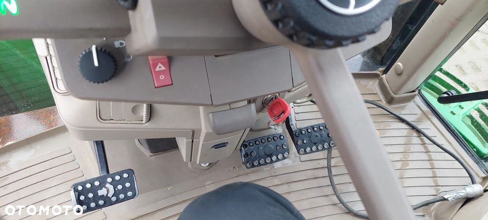 John Deere 6130M - 11