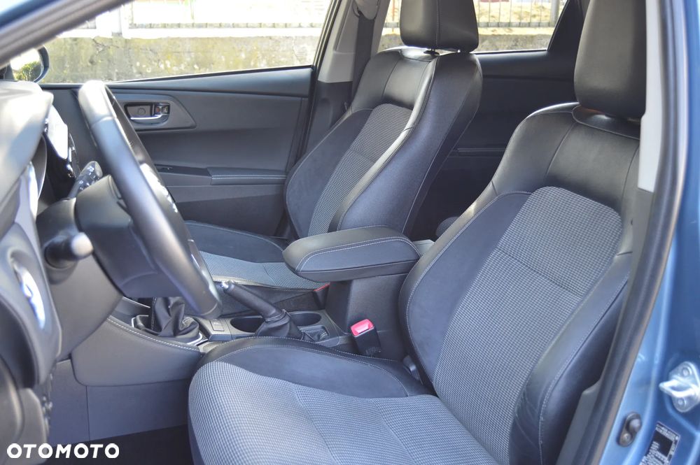 Toyota Auris 1.2 Turbo Executive - 30