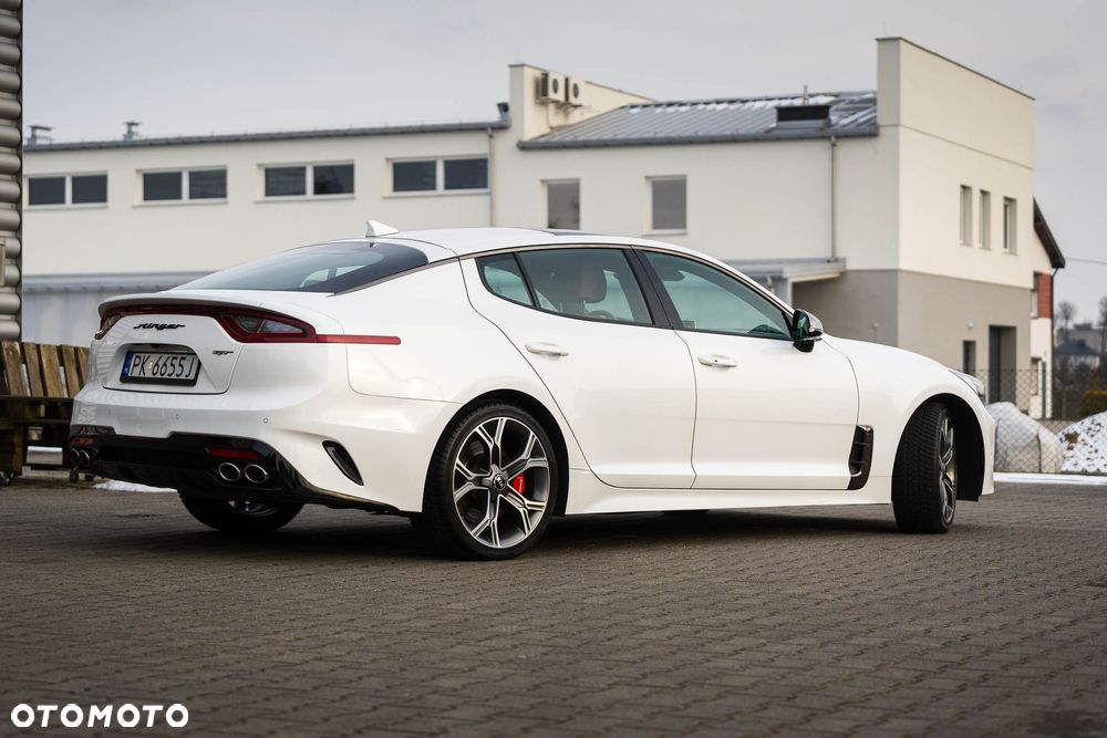 Kia Stinger 3.3 T-GDI V6 GT AWD - 3
