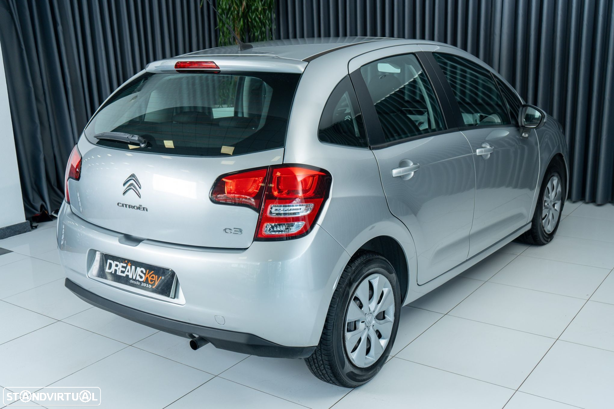 Citroën C3 HDi FAP Attraction - 4