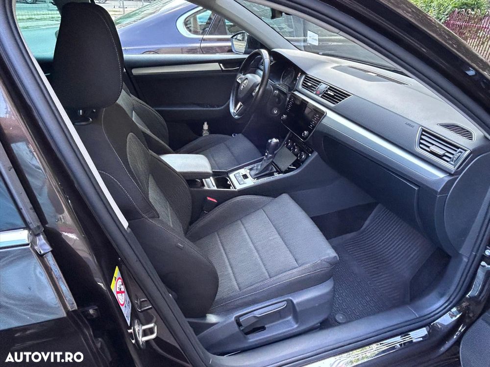 Skoda Superb 2.0 TDI DSG Ambition - 3