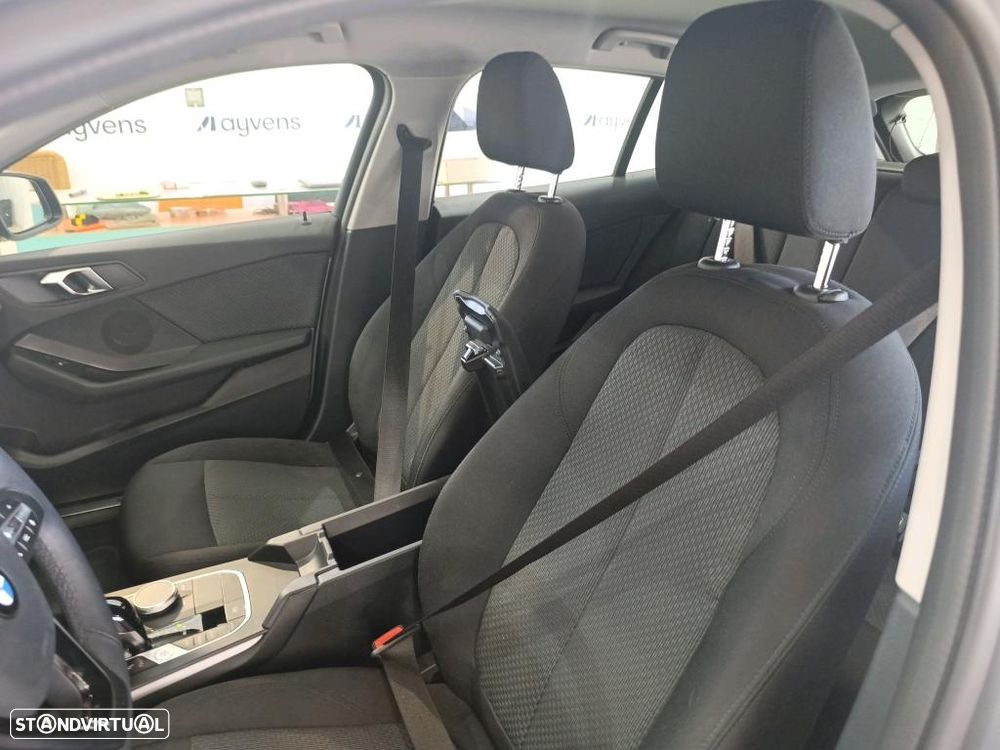 BMW 116 i Aut. Advantage - 5