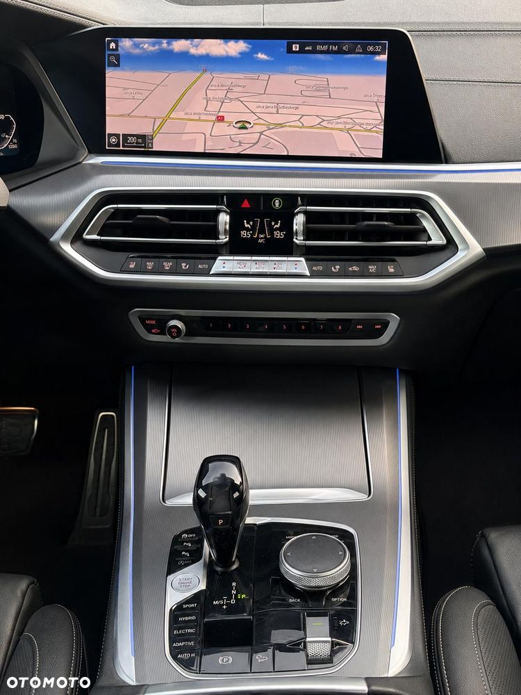 BMW X5 xDrive45e - 28