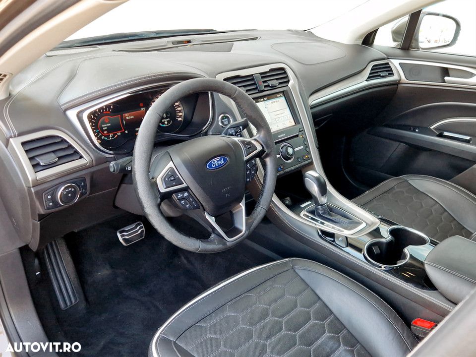 Ford Mondeo - 19