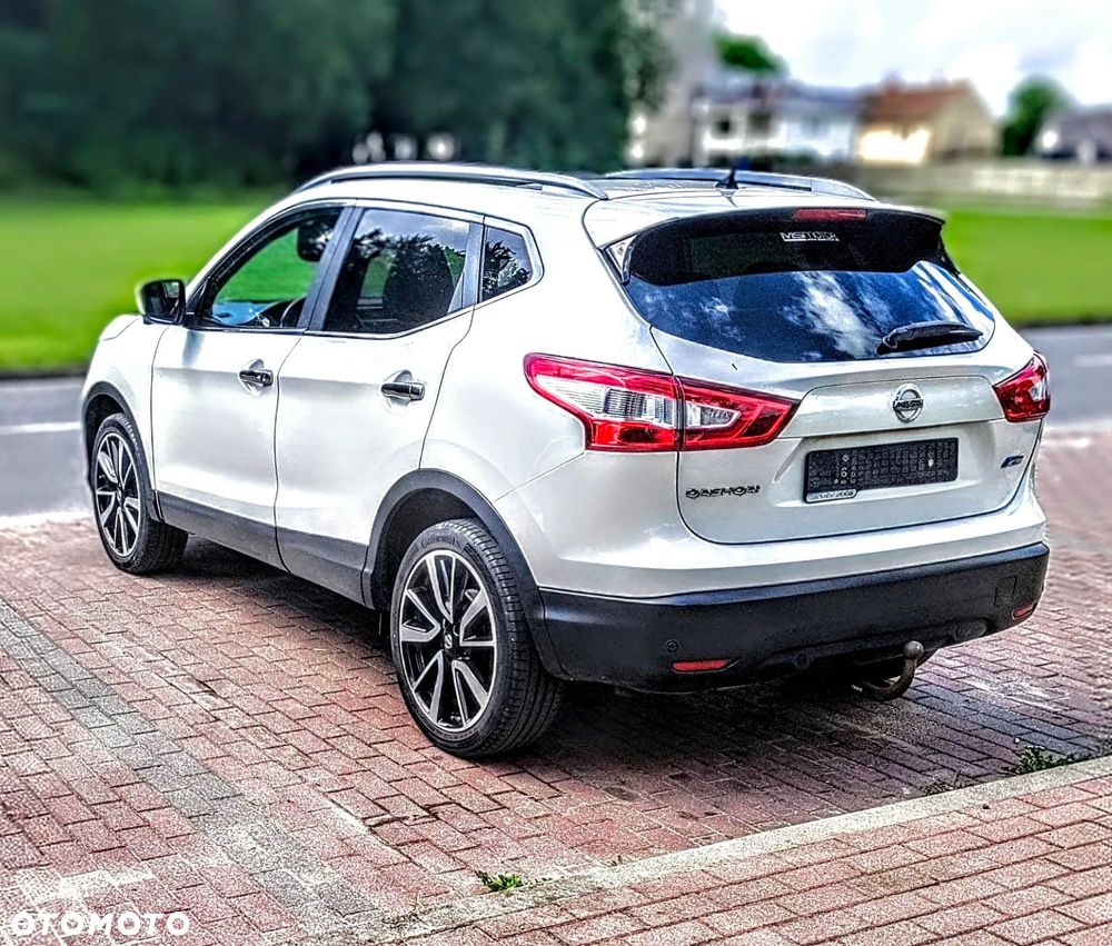 Nissan Qashqai 1.5 dCi Tekna+ - 11