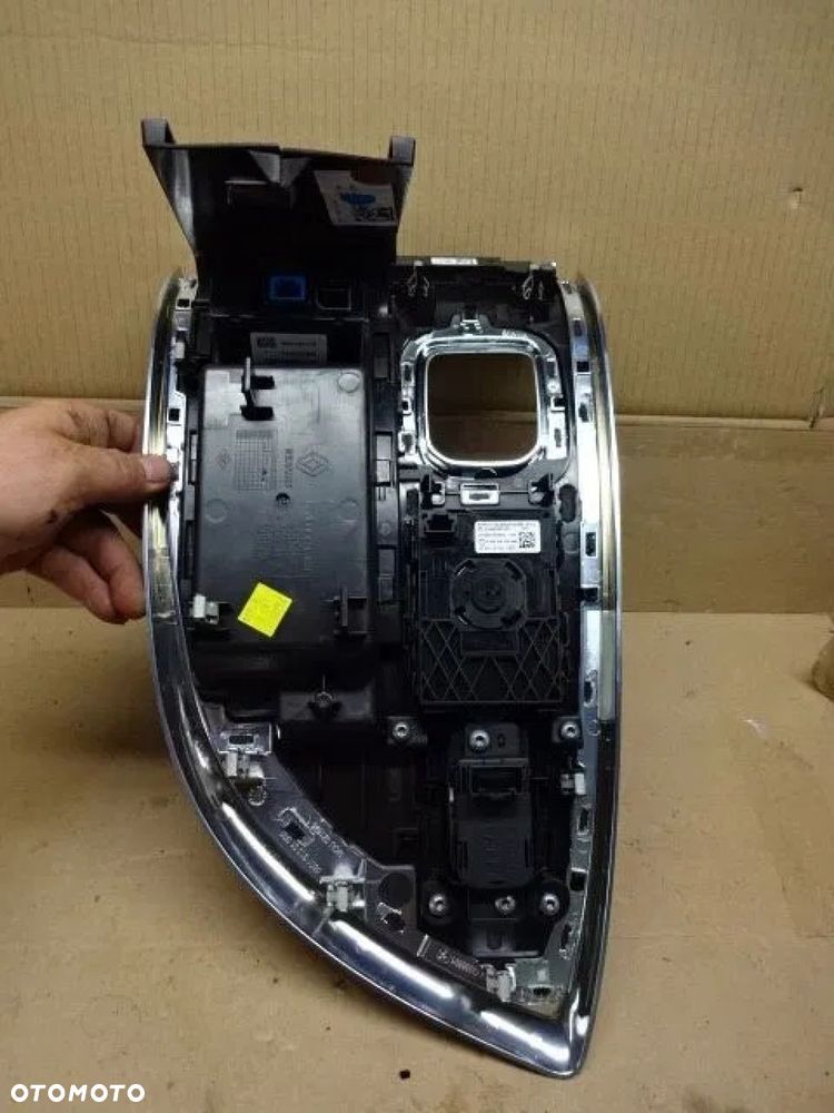 RENAULT ESPACE V PANEL STEROWANIA OSŁONA LEWARKA - 3