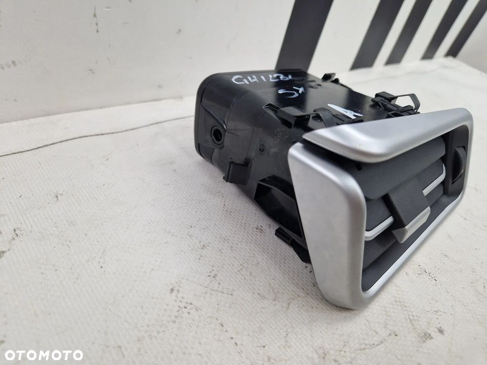 Lewa kratka nawiewy wentylacyjna Maserati Ghibli - 2