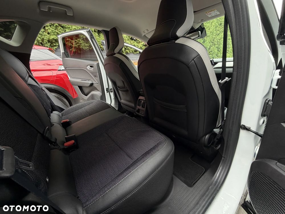 Renault Captur - 19