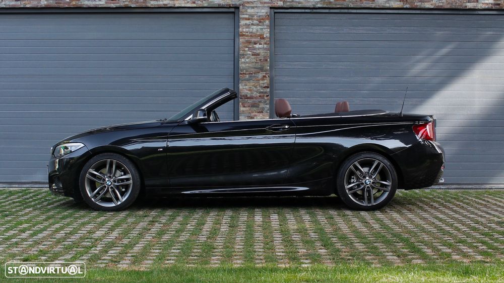 BMW 225 d Cabrio Pack M Auto - 9