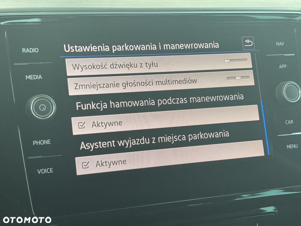 Volkswagen Passat Variant 2.0 TDI SCR Elegance DSG - 31