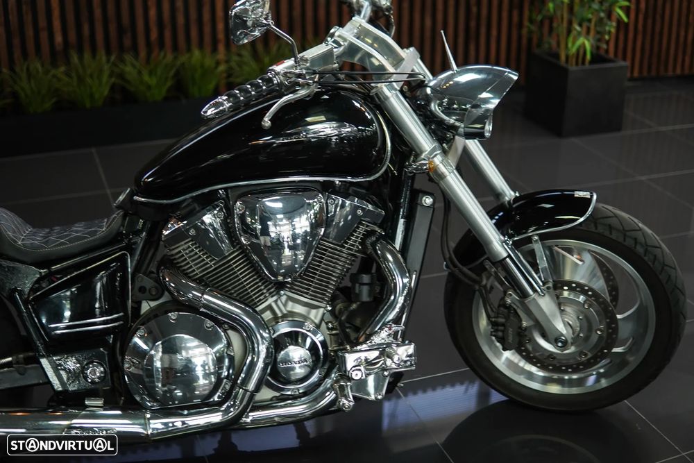 Honda VTX 1800 C - 42