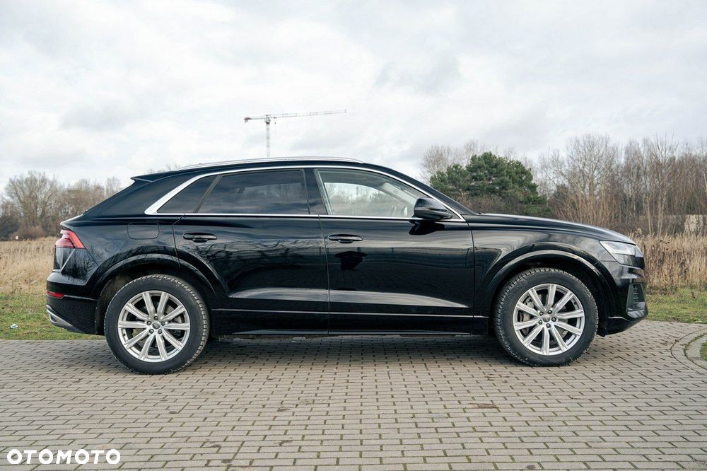 Audi Q8 - 9