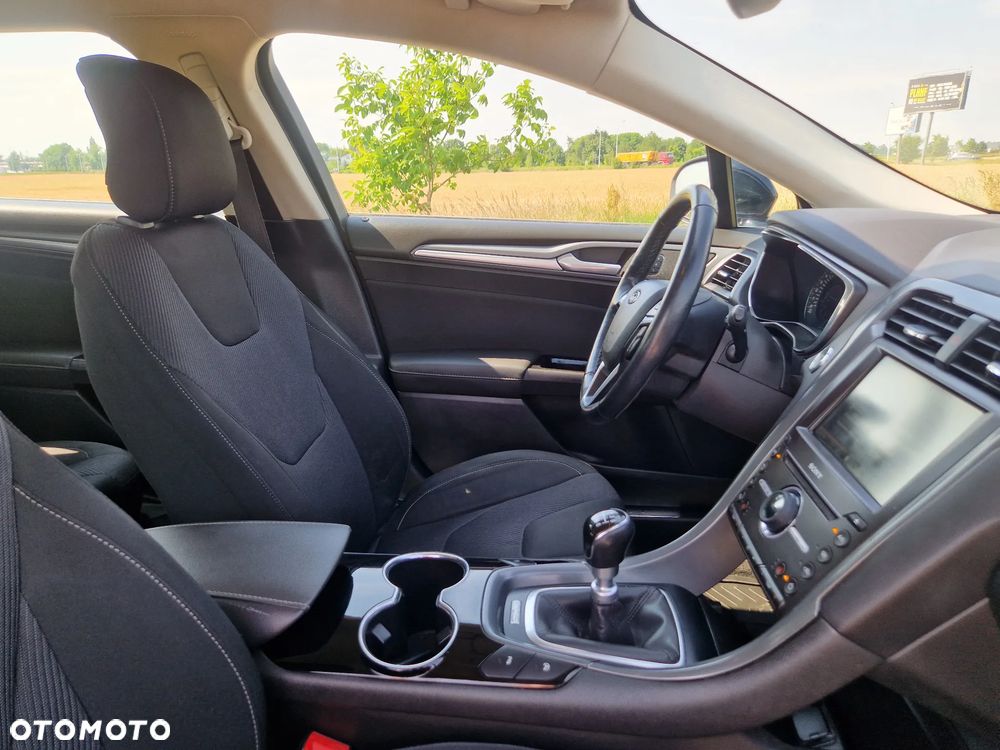 Ford Mondeo - 17