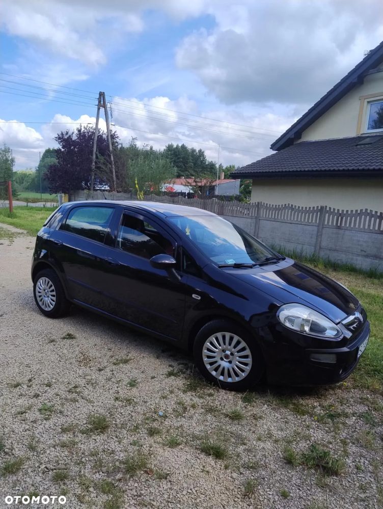 Fiat Punto Evo 1.4 8V Estiva Blue&Me - 4
