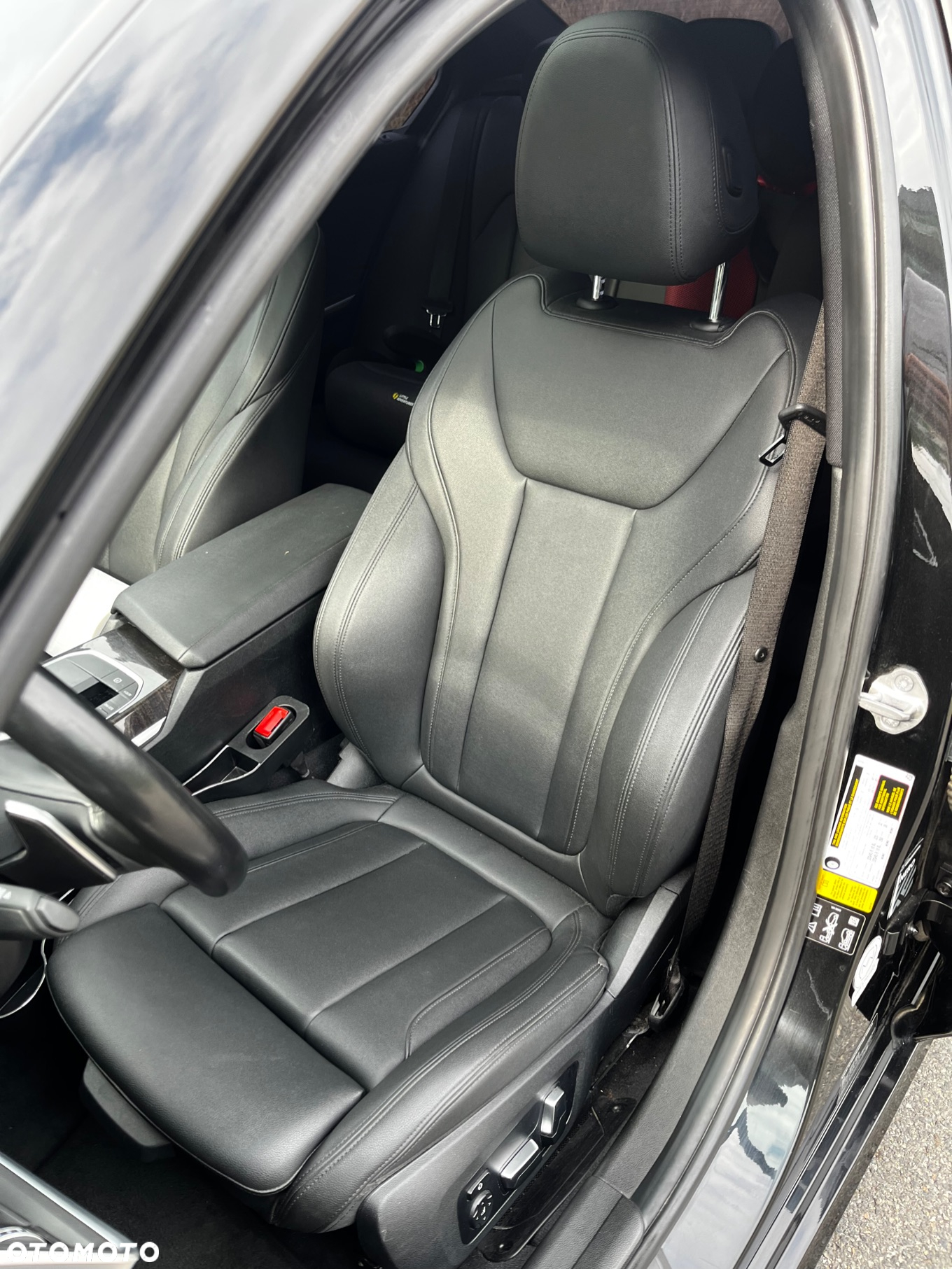 BMW Seria 3 330i Advantage sport - 6
