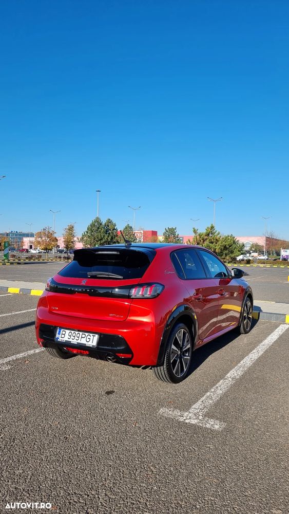 Peugeot 208 1.2 L PureTech STT EAT8 GT Line - 10