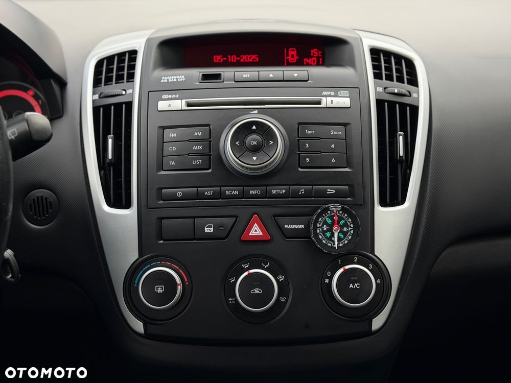 Kia Ceed Cee'd 1.4 Comfort - 17