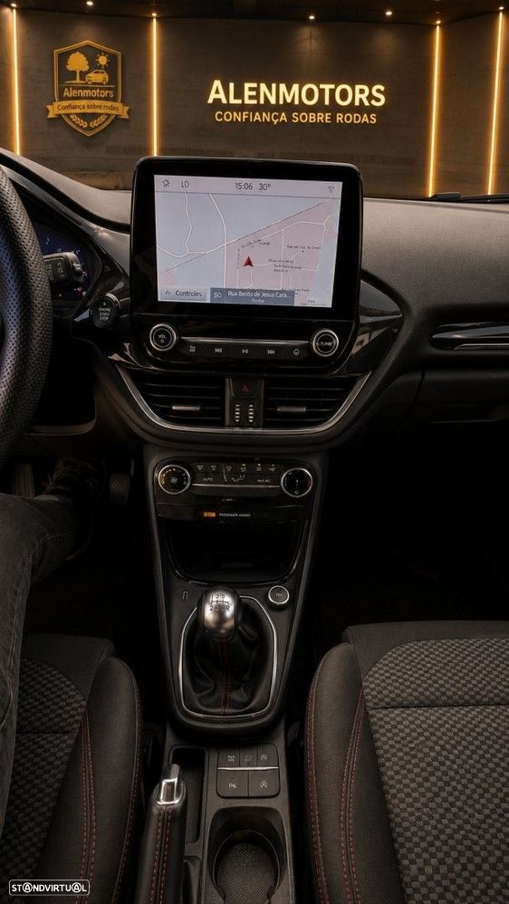 Ford Puma 1.0 EcoBoost Hybrid ST-LINE - 32