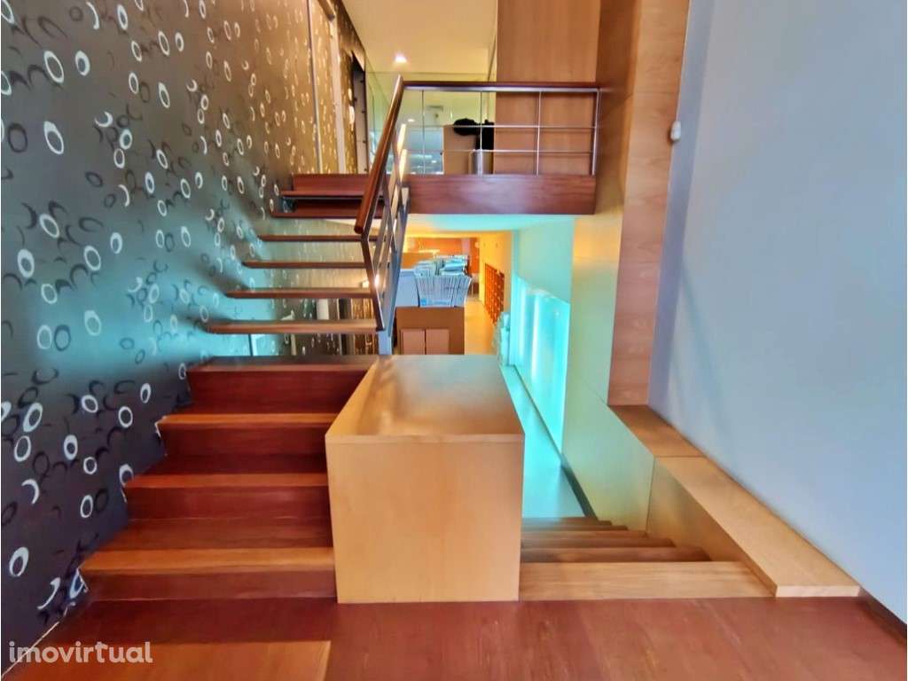 Escritório moderno em Matosinhos Sul - Grande imagem: 2/21