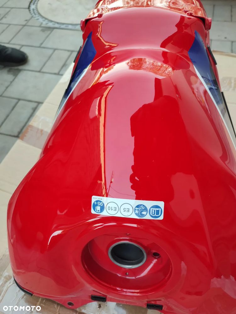 Bak, zbiornik paliwa Honda CBR 1000RR SC82 - 9