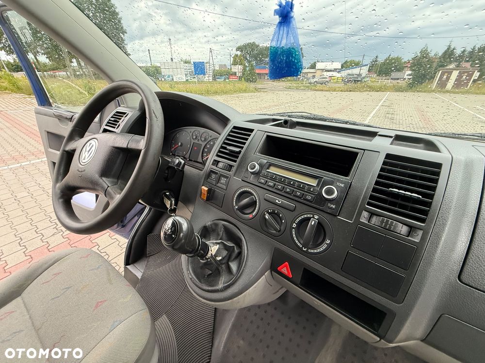 Volkswagen T5 DOKA 1.9 Tdi - 22