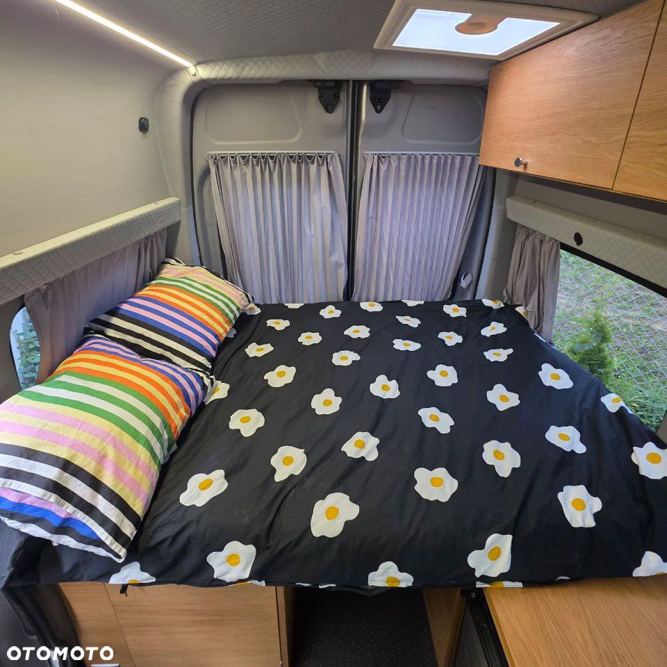 Renault TRAFIC - 13