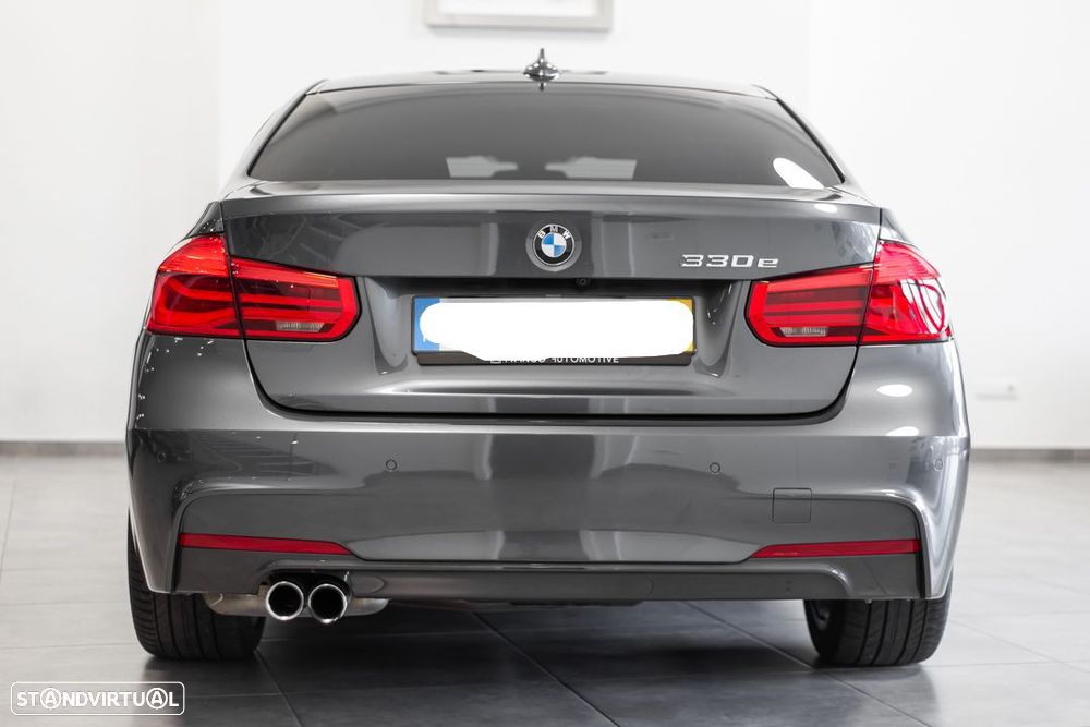 BMW 330 e iPerformance Advantage - 16